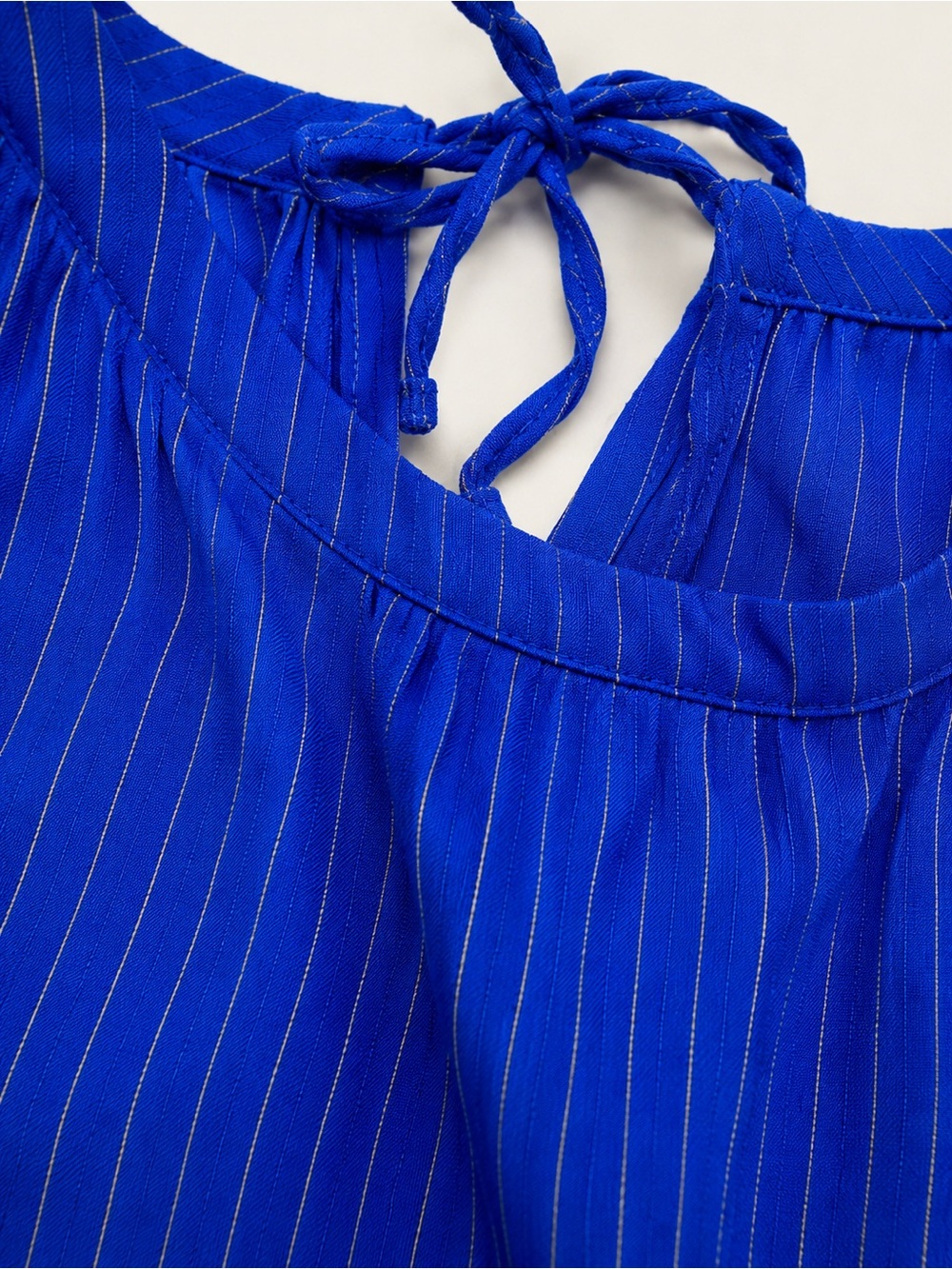 LOFT Outlet Blue Pinstripe Sleeveless Blouse Medium Tie Back Top - Picture 5 of 12